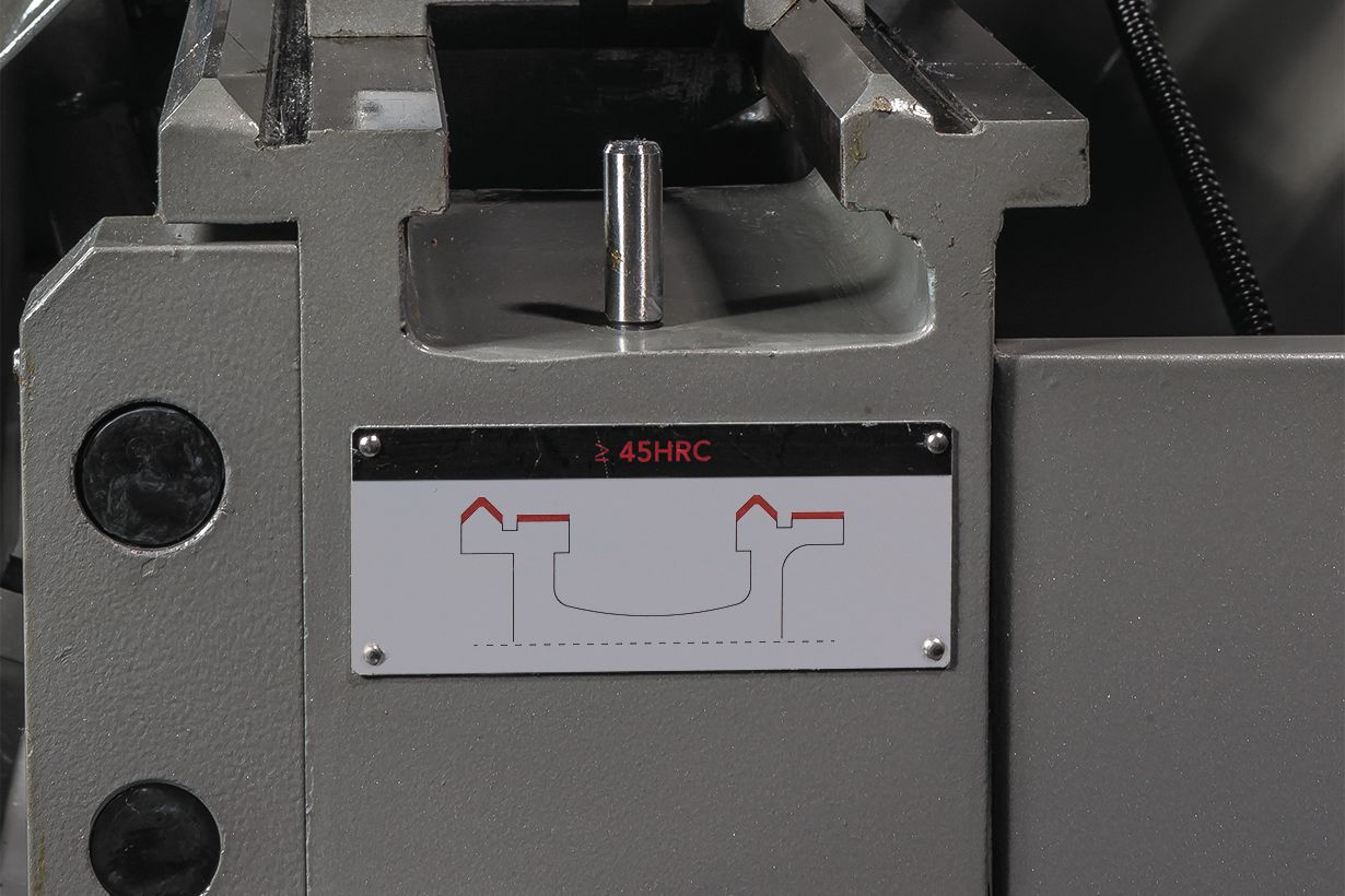 JET GHB-1340A DRO Токарно-винторезный станок (JET Дисконт) - (Демозал Москва)